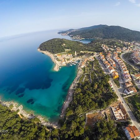 Apartment Marisa Mali Losinj Bagian luar foto